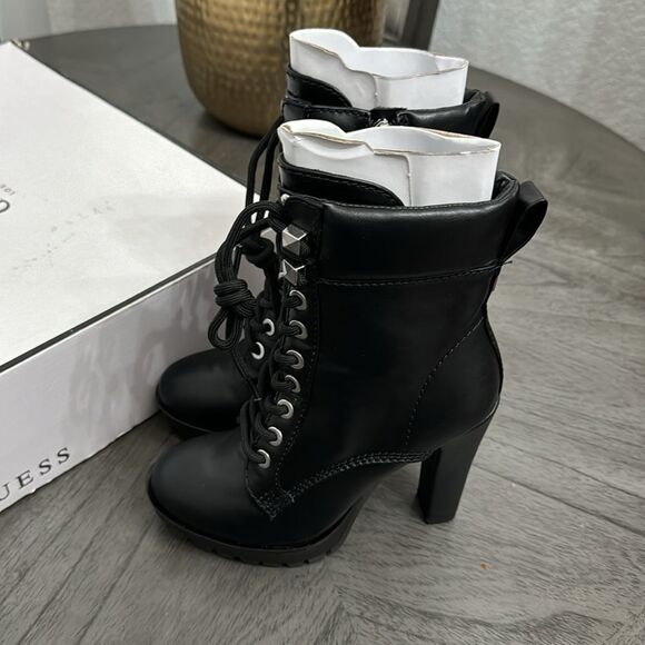 GUESS Women's Tetia Heeled Hiker Lug Sole Booties - Picture 7 of 8